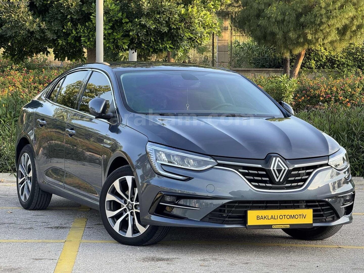 Galeriden Renault Megane 1.5 Blue DCI Icon 2024 Model Adana 20.000 km Mavi 4