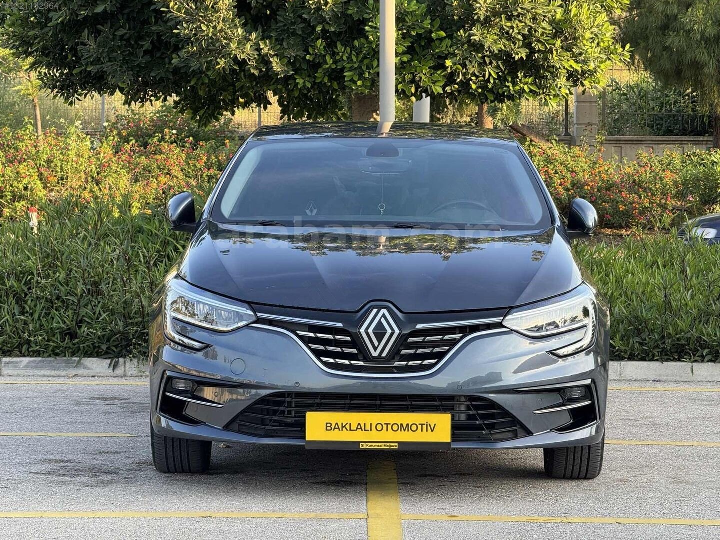 Galeriden Renault Megane 1.5 Blue DCI Icon 2024 Model Adana 20.000 km Mavi 2