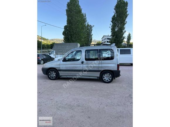 2001 model otomobil ruhsatlı partner