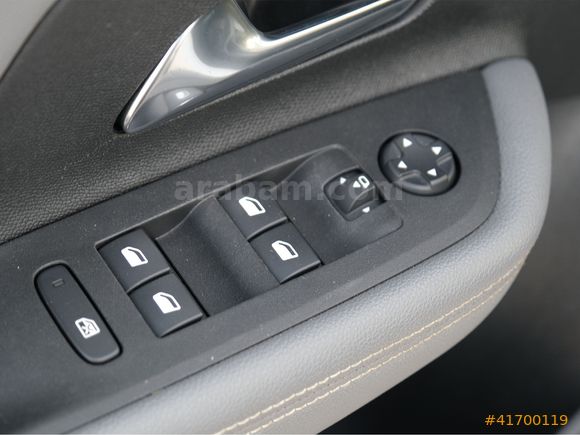 OTOSTORE'DAN Mokka 1.2 Turbo AT8 Elegance 2023