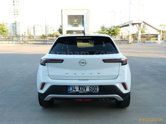 OTOSTORE'DAN Mokka 1.2 Turbo AT8 Elegance 2023