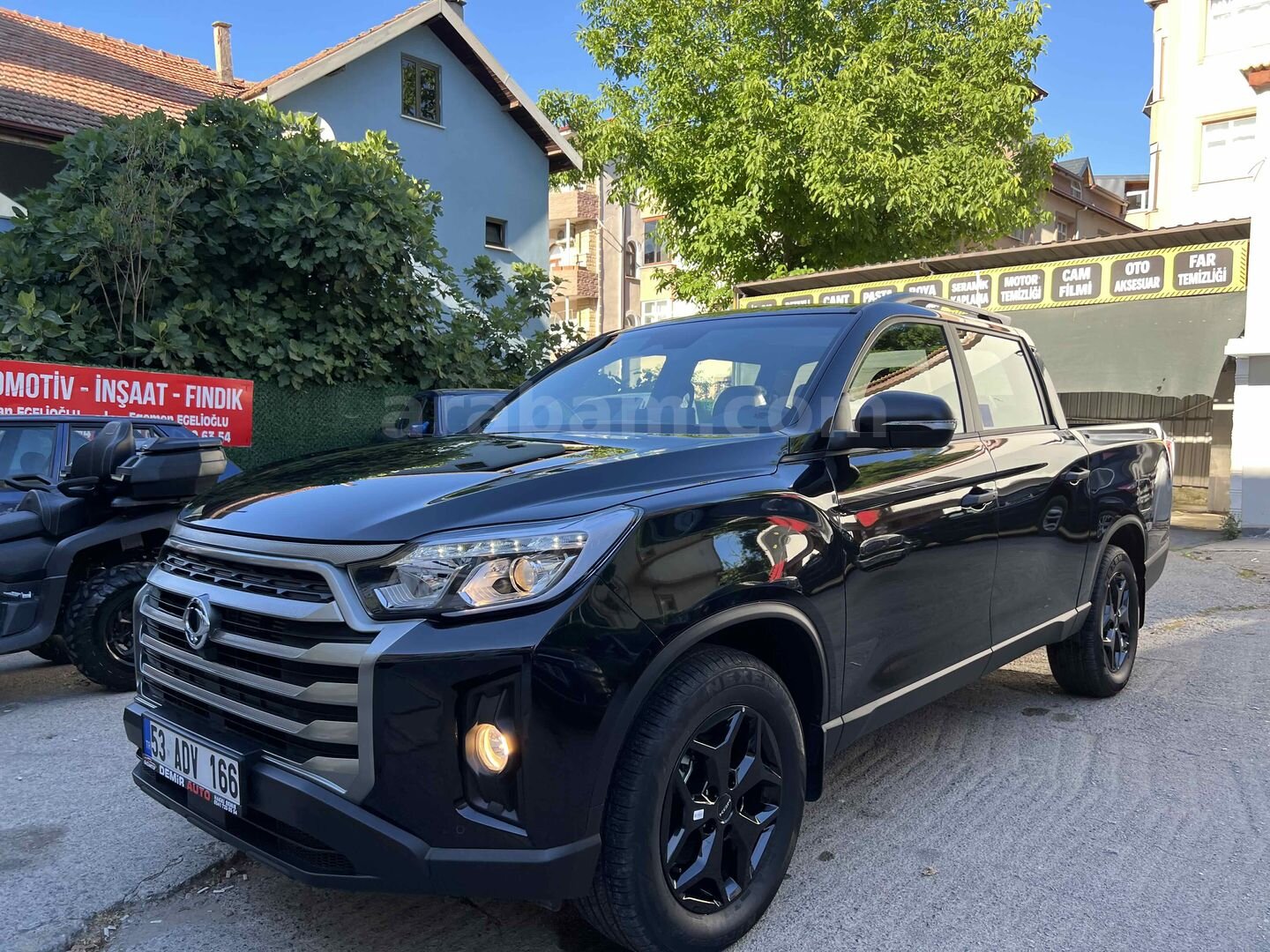 Galeriden KGM SsangYong Musso Grand 2.2 D Platinum Plus 2026 Model Sakarya 6.001 km Siyah 2
