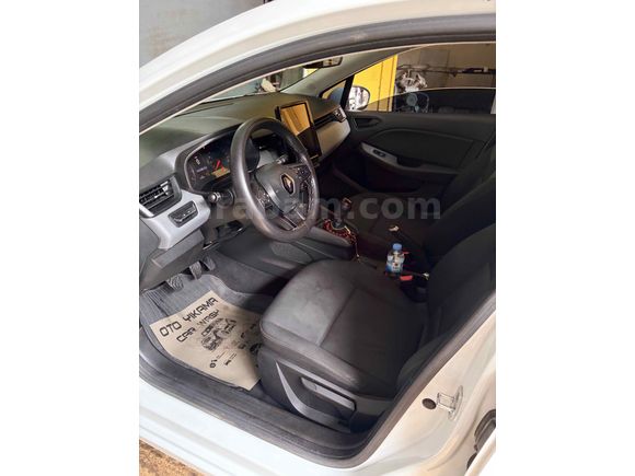 Sahibinden Renault Clio 1.0 SCe Joy 2022 Model 