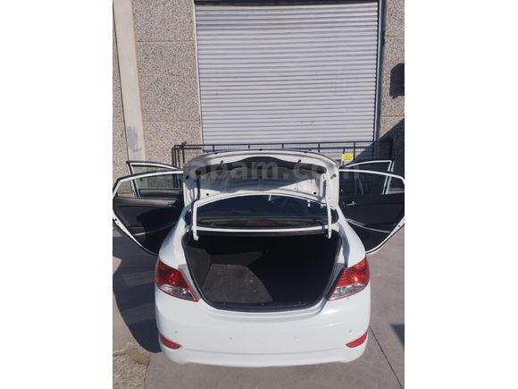 Sahibinden Hyundai Accent Blue 1.6 CRDI Prime 2013 Model