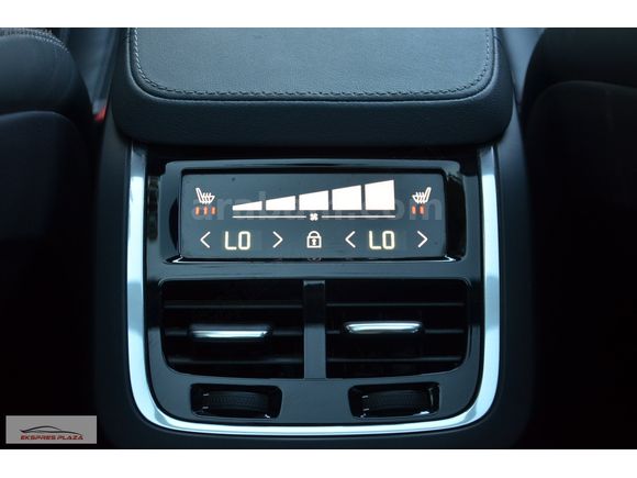 EKSPRES PLAZA'DAN 2022 VOLVO XC90 2.0 B5 PLUS DARK HATASIZ