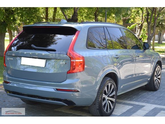 EKSPRES PLAZA'DAN 2022 VOLVO XC90 2.0 B5 PLUS DARK HATASIZ