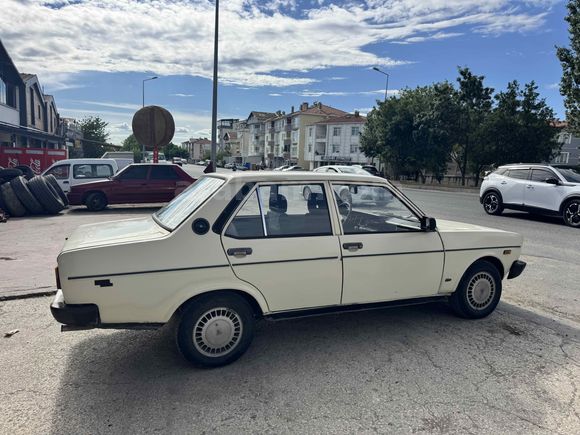 Öykü Oto'dan Tofaş Murat 131  Şahin 