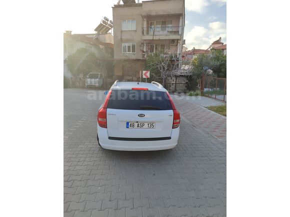 Sahibinden Kia Ceed 1.6 CRDi Concept SW 2012 Model Muğla