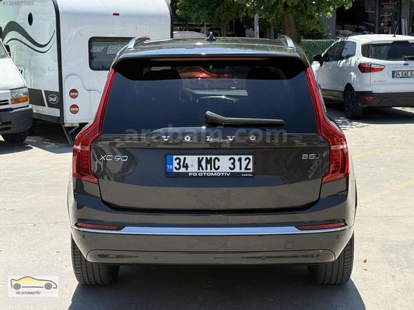 HATASIZ BOYASIZ DEĞİŞENSİZ HASAR KAYITSIZ 30 BIN KM 7 KİŞİLİK