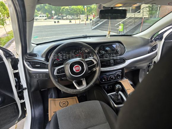 SIFIRDAN TEK EL SERVİS BAKIMLI 2018 FIAT EGEA 1.4 EASYPLUS HB