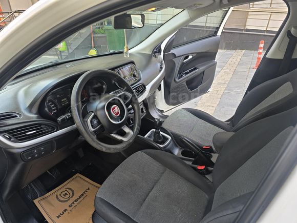 SIFIRDAN TEK EL SERVİS BAKIMLI 2018 FIAT EGEA 1.4 EASYPLUS HB