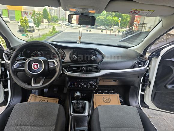 SIFIRDAN TEK EL SERVİS BAKIMLI 2018 FIAT EGEA 1.4 EASYPLUS HB