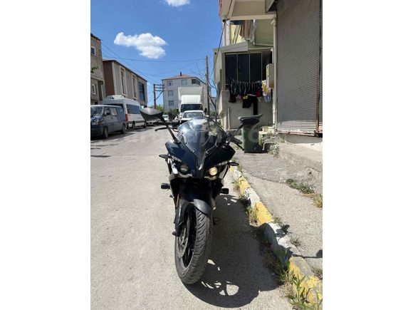 Bajaj Pulsar RS 200