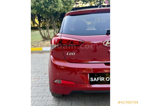 * 2017 / HYUNDAI / i20 / ELITE SMART / CAM TAVAN / HATASIZ