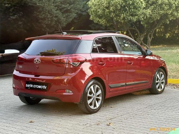 * 2017 / HYUNDAI / i20 / ELITE SMART / CAM TAVAN / HATASIZ