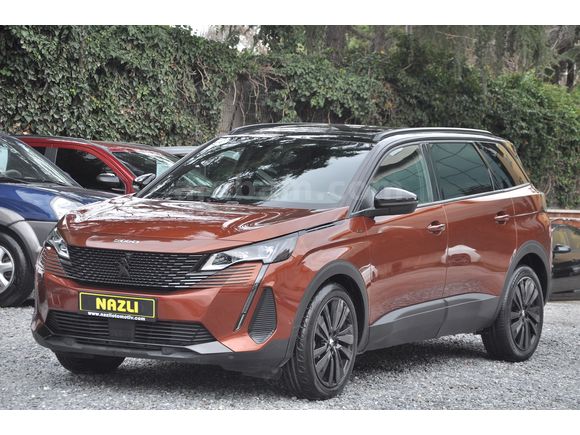 2021 PEUGEOT 5008 GT (senetle taksitlendirme seçeneğimiz vardır)