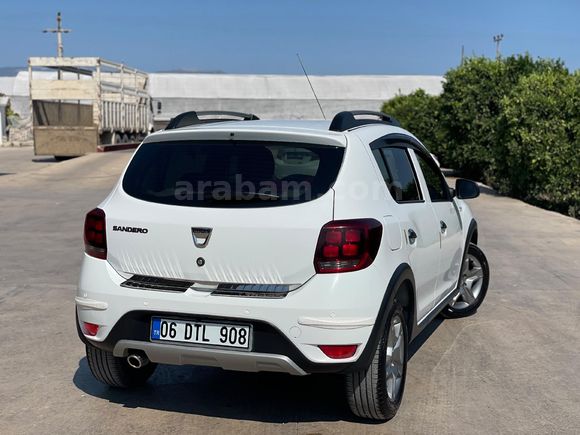 Sahibinden Dacia Sandero 1.0 Stepway 2020 Model