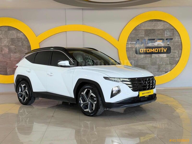 MERT OTOMOTİV'DEN 2024 HYUNDAİ TUSCON 1.6CRDİ ELİTE PLUS HATASIZ