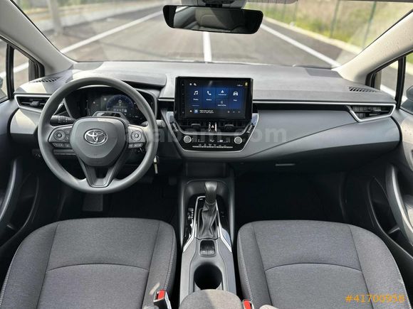 2026 MODEL TOYOTA COROLLA 1.5 125 HP VİSİON PLUS SÜRÜŞ PAKET