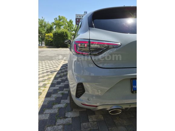 Sahibinden Renault Clio 1.0 TCe Techno Esprit Alpine 2024 Model