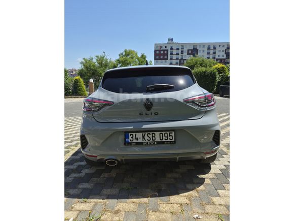 Sahibinden Renault Clio 1.0 TCe Techno Esprit Alpine 2024 Model