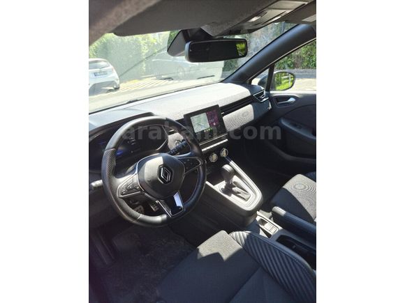 Sahibinden Renault Clio 1.0 TCe Techno Esprit Alpine 2024 Model