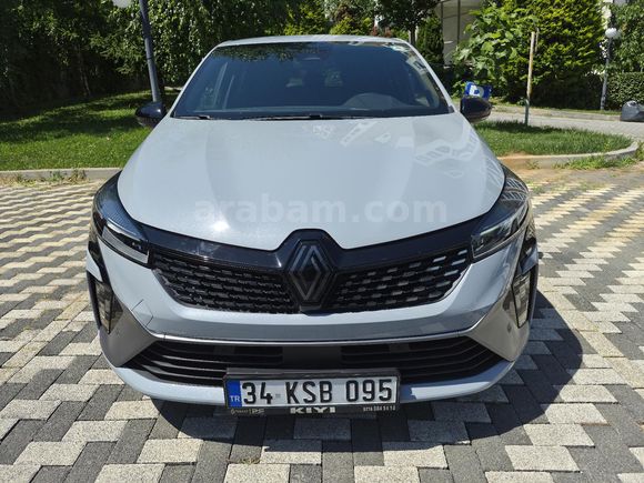 Sahibinden Renault Clio 1.0 TCe Techno Esprit Alpine 2024 Model