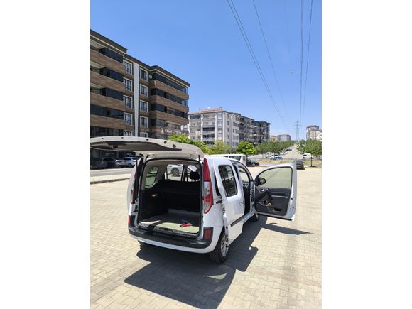Sahibinden Renault Kangoo Multix 1.5 dCi Touch 2016 Model