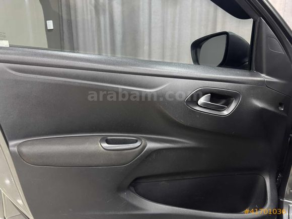BYA I CITROEN C-ELYSEE 1.6 HDI CONFORT