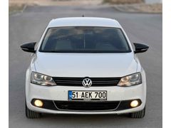 Volkswagen Jetta 1.6 TDi Highline 2012  Hatasız