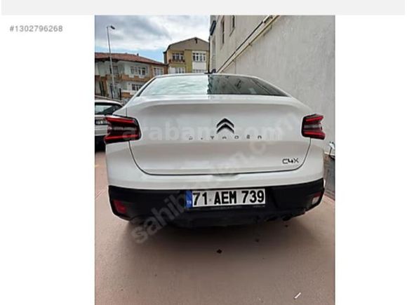 Sahibinden Citroen C4 X 1.2 PureTech Feel 2023 Model