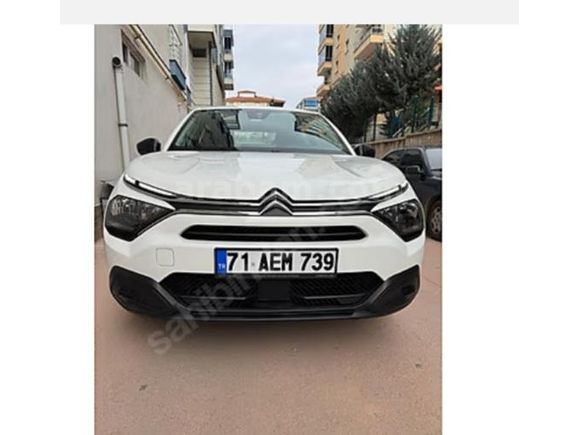 Sahibinden Citroen C4 X 1.2 PureTech Feel 2023 Model