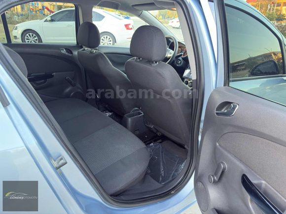 TEMİZ AİLE ARACI 2008 OPEL CORSA