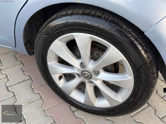 TEMİZ AİLE ARACI 2008 OPEL CORSA