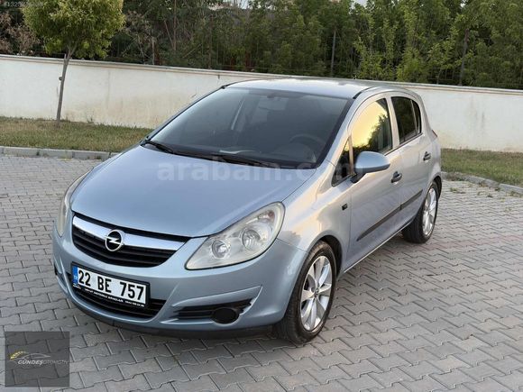 TEMİZ AİLE ARACI 2008 OPEL CORSA