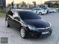 TEMİZ AİLE ARACI 2011 MODEL OPEL ASTRA