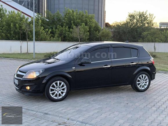 TEMİZ AİLE ARACI 2011 MODEL OPEL ASTRA
