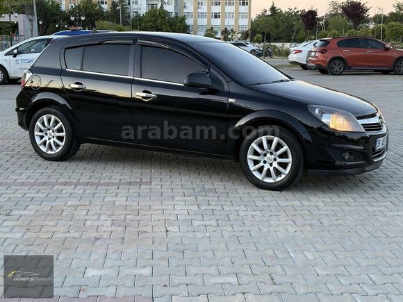 TEMİZ AİLE ARACI 2011 MODEL OPEL ASTRA