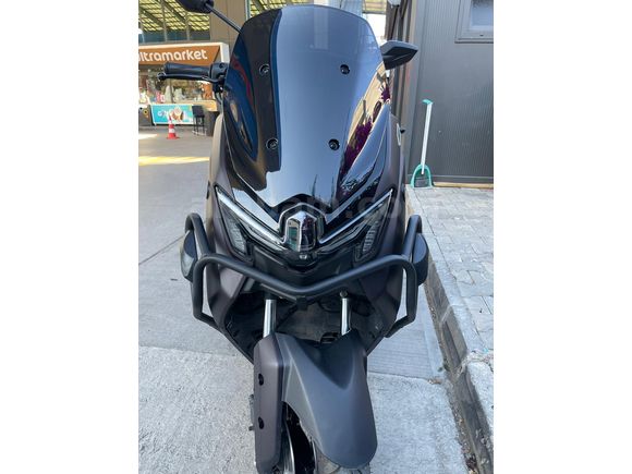 2025 model Yamaha N-Max 125 TECHMAX + ORİJİNAL ÇANTA + GP KORUMA DEMİRİ