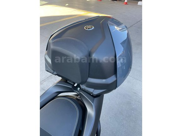 2025 model Yamaha N-Max 125 TECHMAX + ORİJİNAL ÇANTA + GP KORUMA DEMİRİ