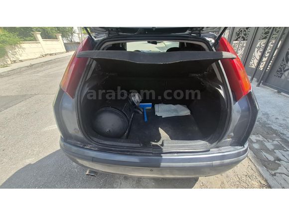 Sahibinden Ford Focus 1.6 Trend 2002 Model
