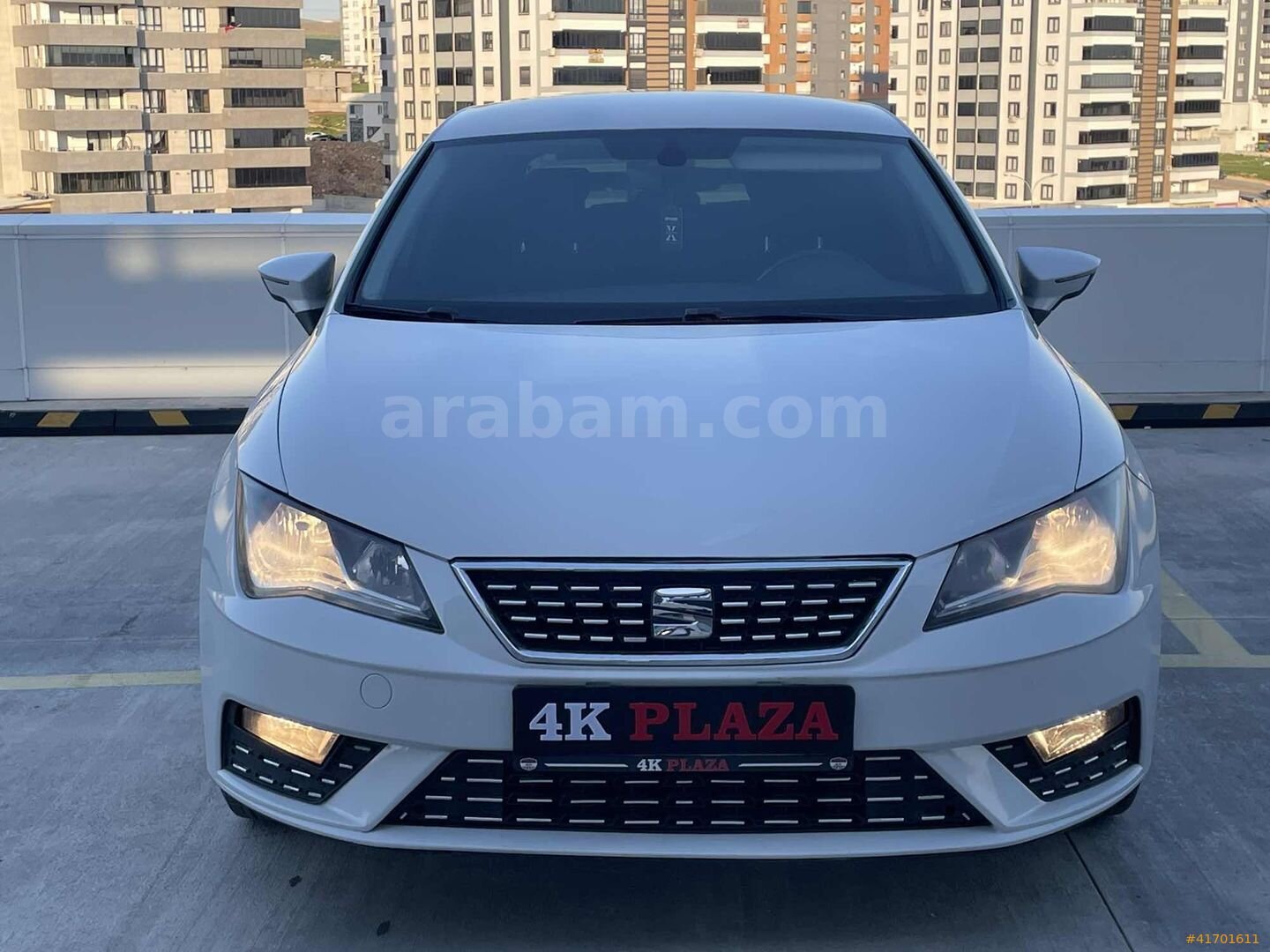 Galeriden Seat Leon 1.6 TDI Style 2017 Model Gaziantep 240.000 km Beyaz 1