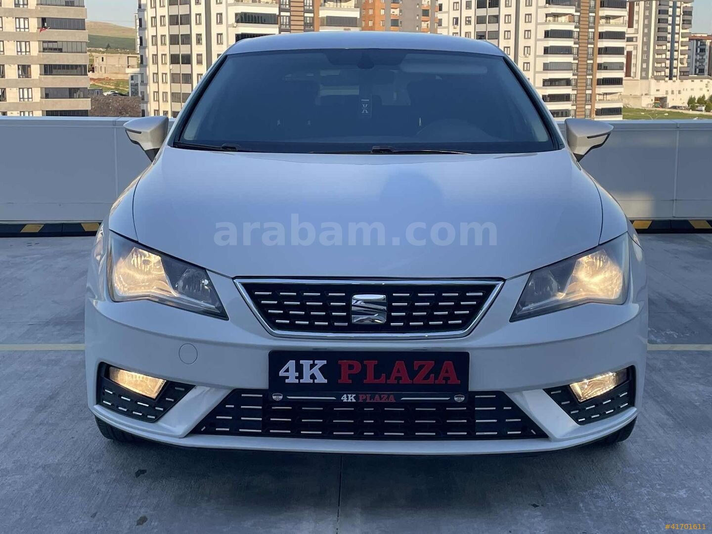 Galeriden Seat Leon 1.6 TDI Style 2017 Model Gaziantep 240.000 km Beyaz 4