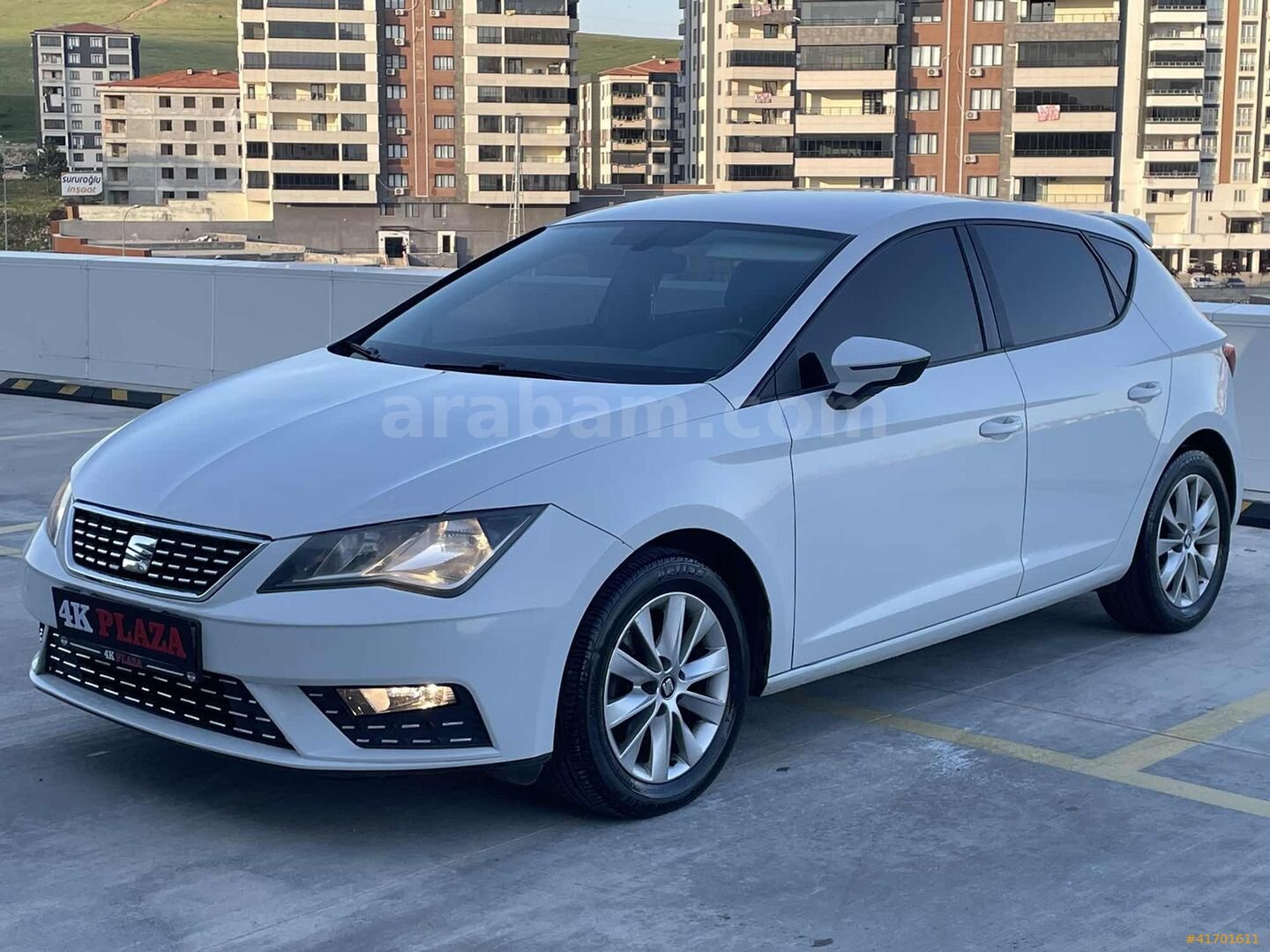 Galeriden Seat Leon 1.6 TDI Style 2017 Model Gaziantep 240.000 km Beyaz 2