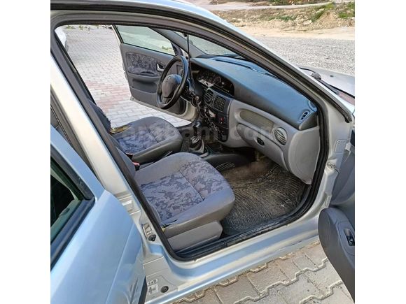 Sahibinden Renault Megane 1.6 RTA 2000 Model
