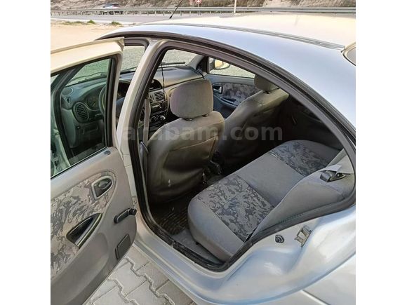 Sahibinden Renault Megane 1.6 RTA 2000 Model