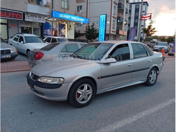 1 SINIF 2.0 GLS SIFIR VİZE 4 LASTİK YENİ TAKASA AÇIK
