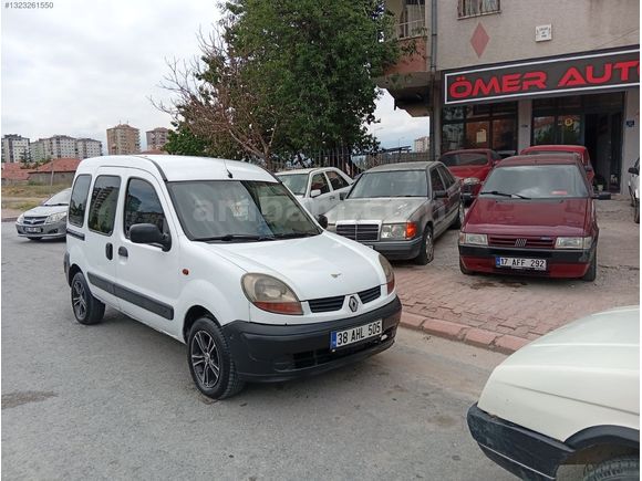 1.5 DİZEL BAKIMLI MASRAFSIZ TEMİZ DÜŞÜKKM SIFIR MOTOR AİLE ARACI