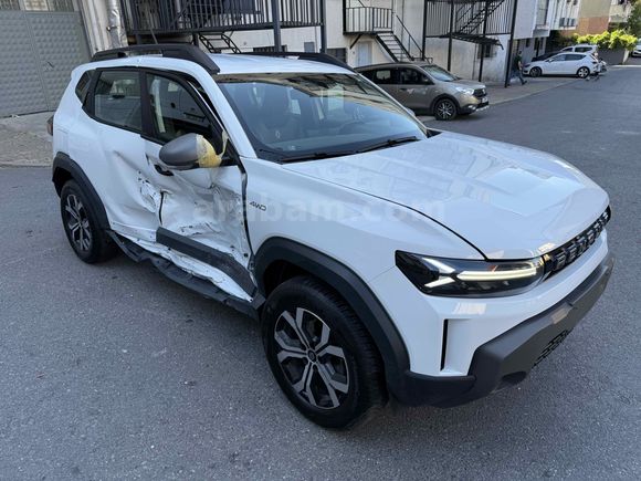 Renault Duster 2024 49.000 KM 4x4 1.2HYBRID