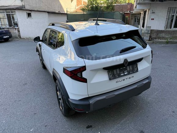 Renault Duster 2024 49.000 KM 4x4 1.2HYBRID